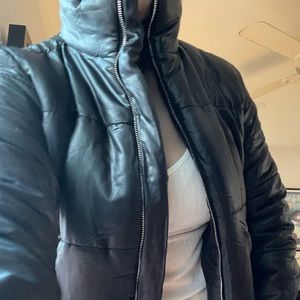 Super cute cropped puffer jacket